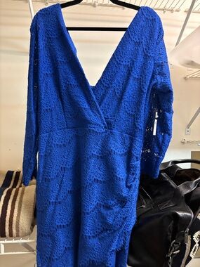 Macy's Royal Blue Long Sleeve Lace V-Neck Dress